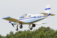 PH-AJH @ EHSE - 