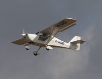D-MSEF @ EHTX - take of after airshow - by Volker Leissing