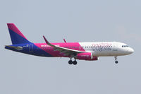 HA-LYQ @ LOWW - Wizz Air A320