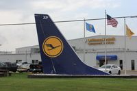D-ABXP @ KTUL - Boeing 737-330