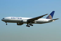 N781UA @ LEBL - Landing - by micka2b