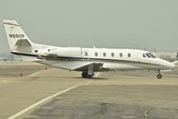 N880P @ KBOI - Taxiing onto the north GA ramp. - by Gerald Howard