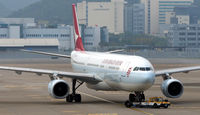 B-HYQ @ VHHH - CATHAY DRAGON - by Fred Willemsen