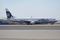 N474AS @ KBOI - Landing roll out on RWY 28R.