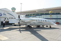 N785JH @ OMDB - Corporate