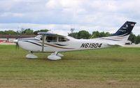N61904 @ KOSH - Cessna T182T