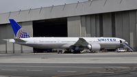 N2534U @ KSFO - SFO 2018. - by Clayton Eddy