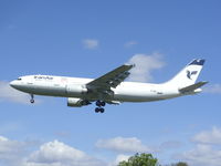 EP-IBD @ EGLL - Landing runway 27L at Heathrow airport EGLL