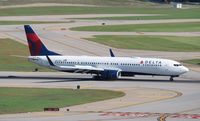 N813DN @ KMSP - Boeing 737-900ER