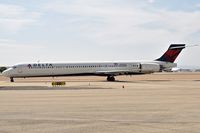 N922DX @ KBOI - Taxiing on Alpha.