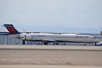 N922DX @ KBOI - Landing roll out on RWY 28L.