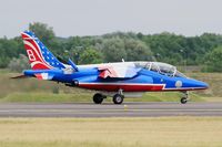 E85 @ LFSI - Dassault-Dornier Alpha Jet E (F-UGFF), Athos 08 of Patrouille de France 2017, Landing rwy 11, St Dizier-Robinson Air Base 113 (LFSI) Open day 2017 - by Yves-Q