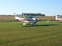 N3214U @ 1D6 - Hector Mn flight breakfast. - by Ed Wells