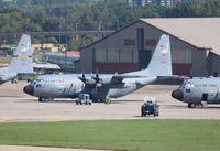 96-1004 @ KMSP - Lockheed C-130H