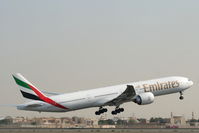 A6-ECC @ OMDB - Emirates - by Jan Buisman