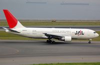 JA8233 @ RJGG - JAL B762  arrived in NGO - by FerryPNL