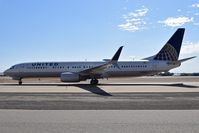 N37462 @ KBOI - Taxiing on Alpha. - by Gerald Howard