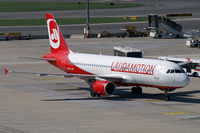 OE-LOF @ VIE - Laudamotion Airbus A320 - by Thomas Ramgraber