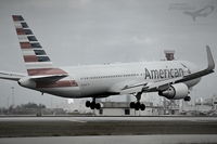 N396AN @ KMIA - Short final runway 12 approach. - by Nelson Acosta Spotterimages