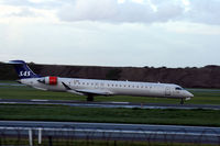ES-ACM @ EKCH - ES-ACM. Now in full SAS c/s. Taking off rw 22R - by Erik Oxtorp
