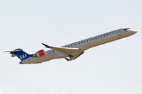 ES-ACM @ CPH - Copenhagen 25.9.18 T/O R-22L - by leo larsen