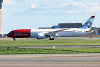 LN-LNS @ CPH - Copenhagen 25.9.2018.ex G-CKKL - by leo larsen