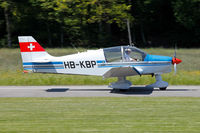 HB-KBP @ LSPL - glider towing