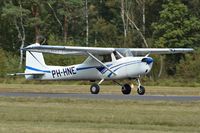 PH-HNE @ EBBT - Flying Festival at Brasschaat.