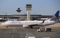 N37413 @ KIAD - Boeing 737-924/ER