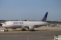 N771UA @ KIAD - Boeing 777-222