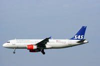 OY-KAT @ EKCH - OY-KAT landing rw 22L - by Erik Oxtorp