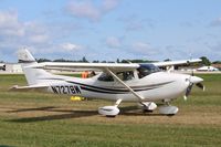 N7278W @ KOSH - Cessna 182S