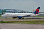 N6704Z @ KMCO - Taxiing in after arrival - by Robert Kearney