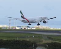 A6-EBU @ NZAA - threshold - by magnaman