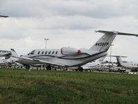 N409VP @ ATW - cool biz at ATW - by magnaman
