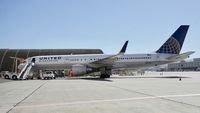 N512UA @ KSFO - SFO 2018. - by Clayton Eddy