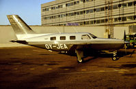 OY-JEA @ CPH - Copenhagen 21.10.1995 - by leo larsen