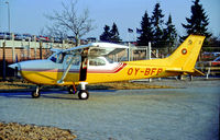OY-BFP @ BLL - Billund 4.4.1996 - by leo larsen