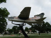 69-6192 @ AUW - in play park next to airport - by magnaman