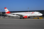 OE-LXD @ VIE - Austrian Airlines - by Chris Jilli