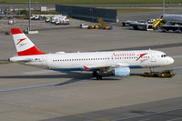 OE-LBK @ VIE - Austrian Airlines Airbus A320 - by Thomas Ramgraber