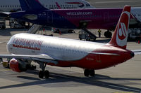 OE-LCS @ VIE - Laudamotion Airbus A321 - by Thomas Ramgraber