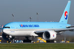 HL8043 @ VIE - Korean Air Cargo - by Chris Jilli