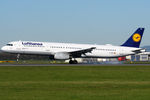 D-AIRF @ VIE - Lufthansa - by Chris Jilli
