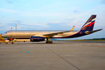 RA-64014 @ VIE - RusJet