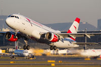 OE-LBN @ LOWW - LOWW - 20181031