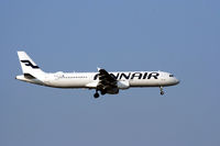 OH-LZC @ EKCH - OH-LZC landing rw 04L