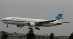 9K-AOA @ LHR - Kuwait Airways B777- 269ER Landing runway 09R From JFK on flight KAC102, in horrible weather,LHR 26.7.15