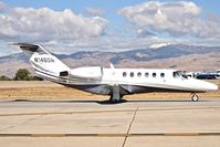 N146SM @ KBOI - Taxiing on Bravo. - by Gerald Howard