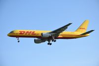 N557CM @ KPHL - Short final to PHL - by Steven Holzinger